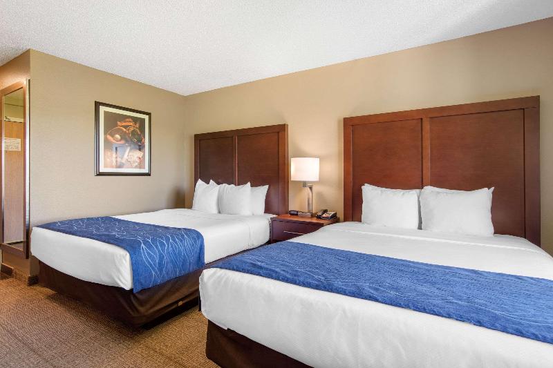Comfort Inn & Suites Milford / Cooperstown image