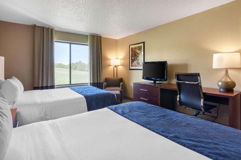 Comfort Inn & Suites Milford / Cooperstown image