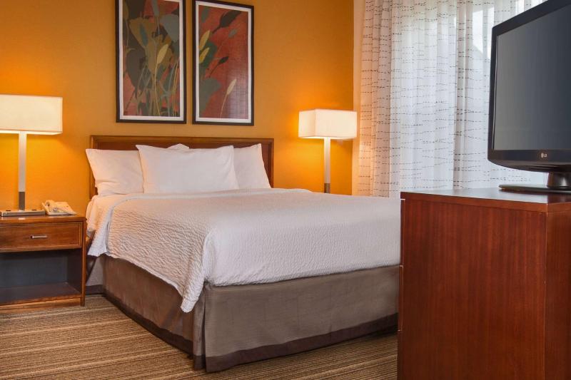 Bed room