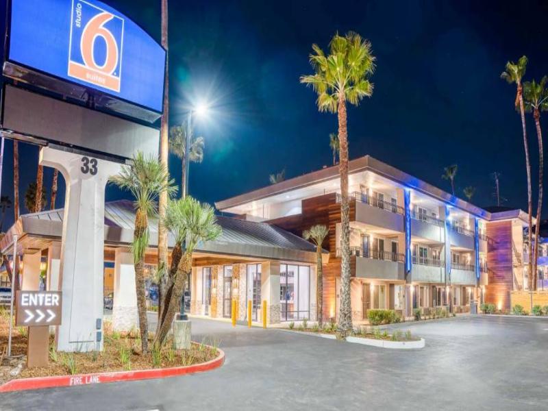 Studio 6 Suites Stockton, CA – Waterfront
