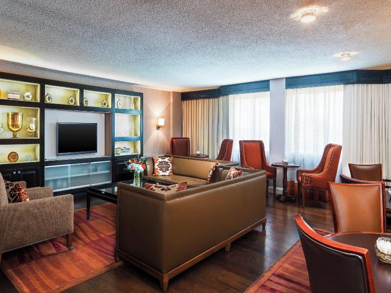 Sheraton Charlotte Airport Hotel image