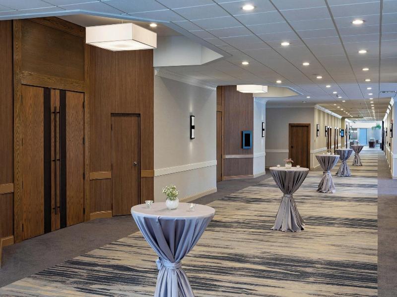 Sheraton Charlotte Airport Hotel image