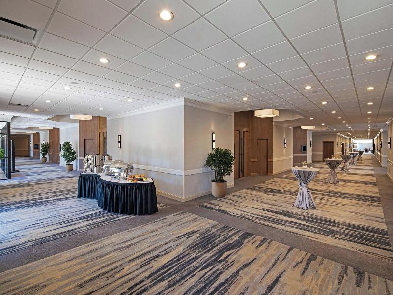 Sheraton Charlotte Airport Hotel image