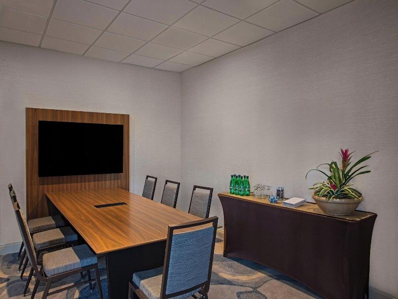 Sheraton Charlotte Airport Hotel image
