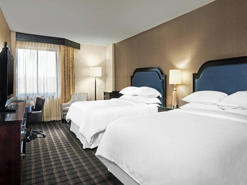 Sheraton Charlotte Airport Hotel image