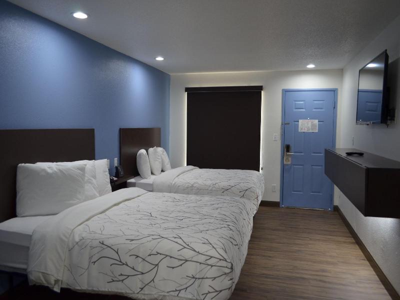 Athena Inn Chattanooga image