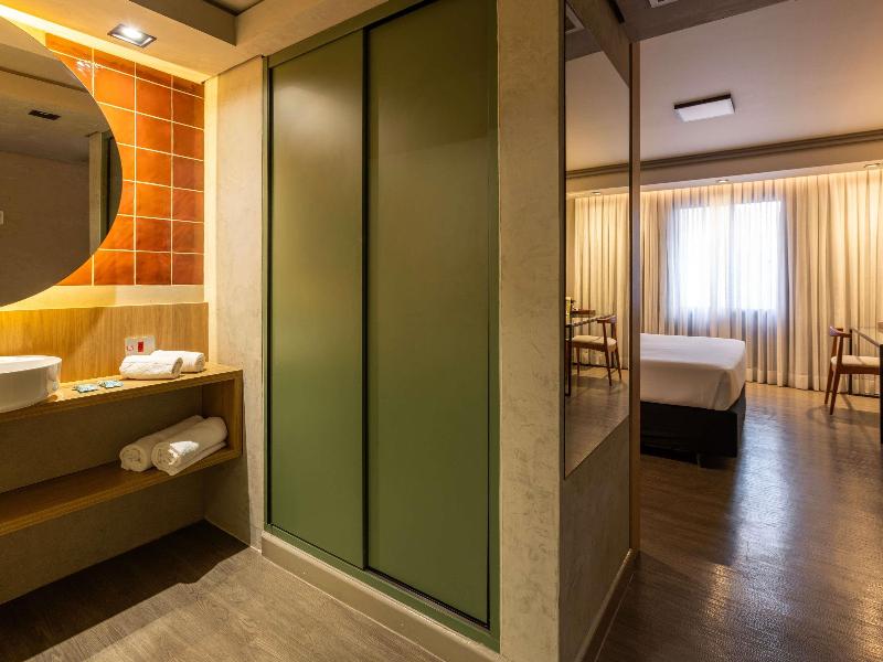 Grand Mercure Curitiba Rayon image