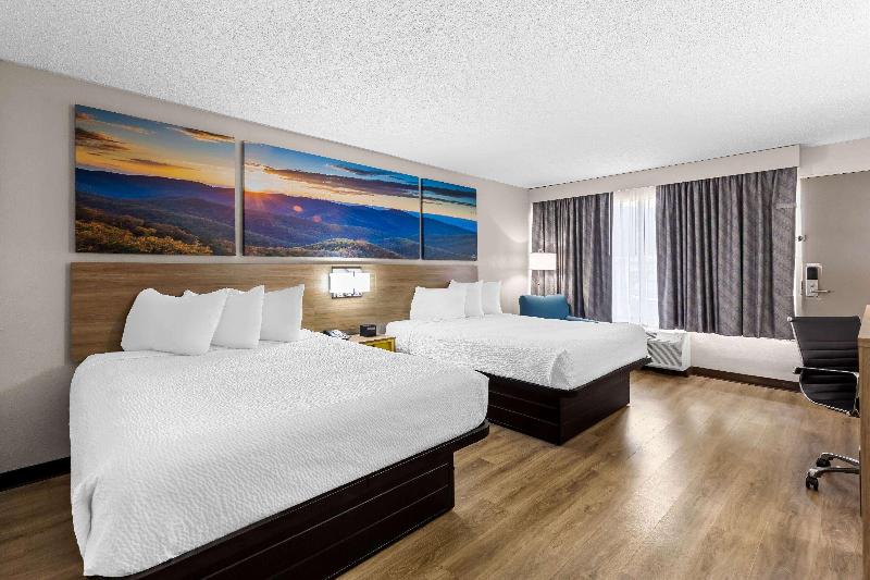 Days Inn by Wyndham Clayton image