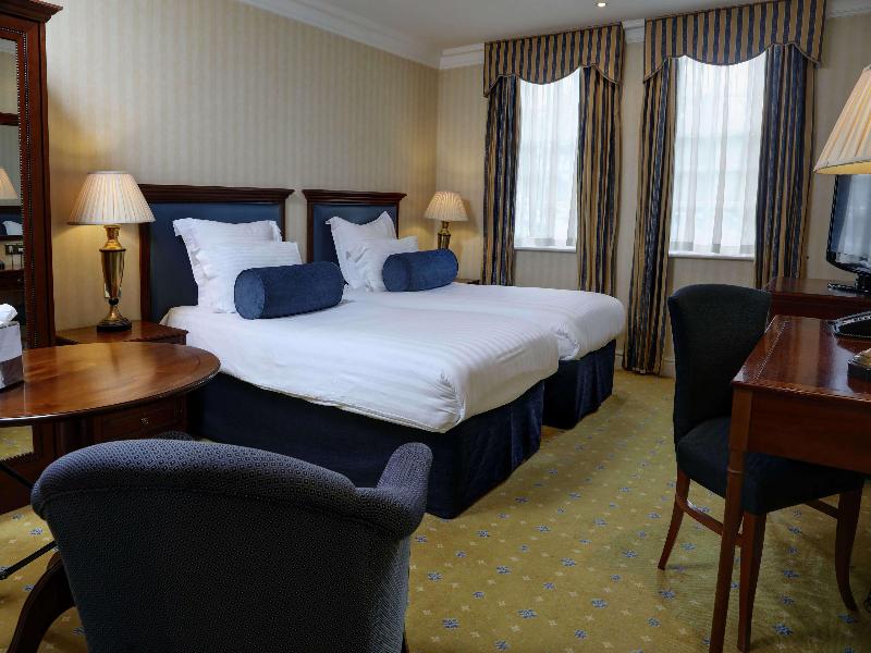 Manor Hotel Solihull, BW Signature Collection image