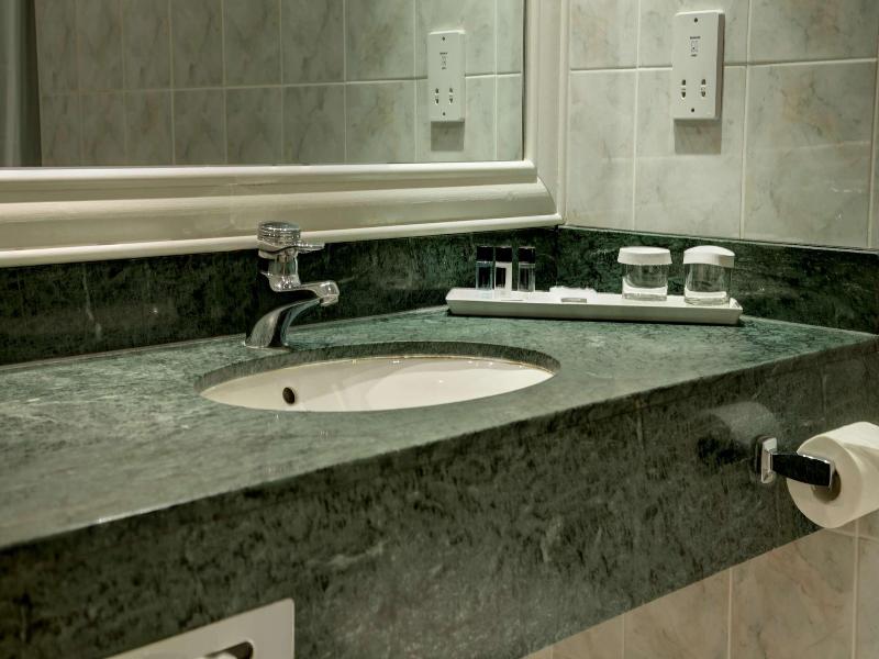 Manor Hotel Solihull, BW Signature Collection image