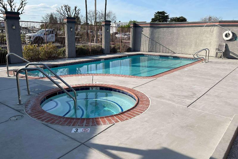 Baymont by Wyndham Manteca image