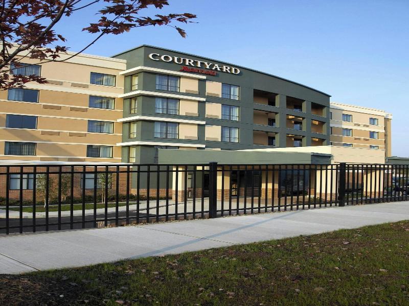 Courtyard Pittsburgh Airport Settlers Ridge image