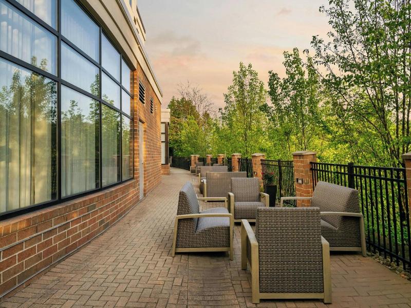 Courtyard Pittsburgh Airport Settlers Ridge image
