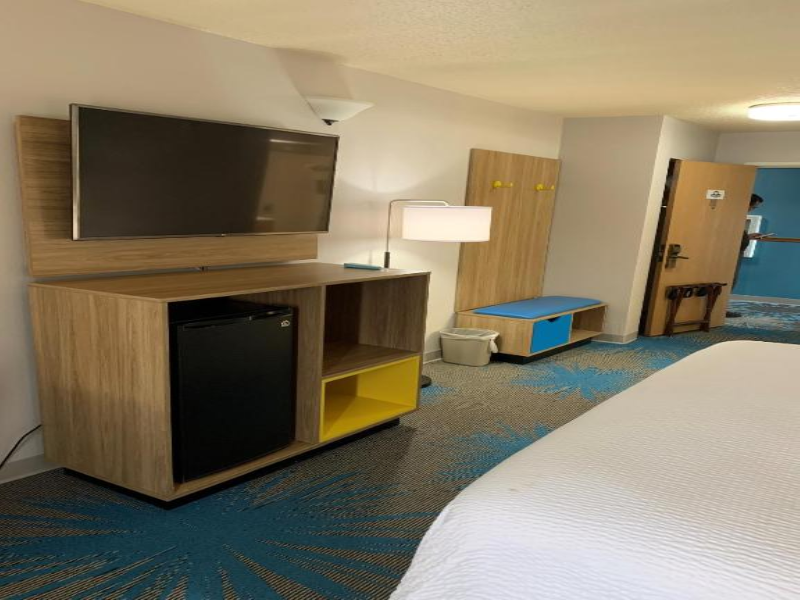 Days Inn by Wyndham Custer image