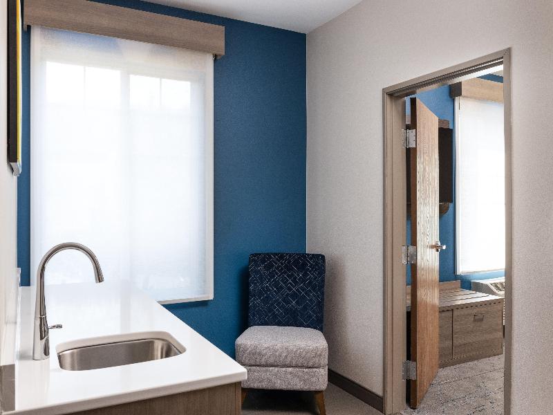 SUITE Accessible-Two Queen Beds