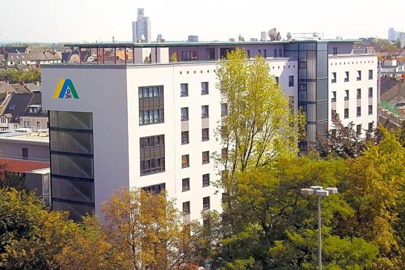 Jugendherberge Köln-Deutz image