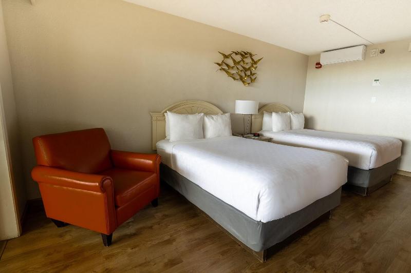Emerald Beach Hotel Corpus Christi DO NOT USE — photo 17