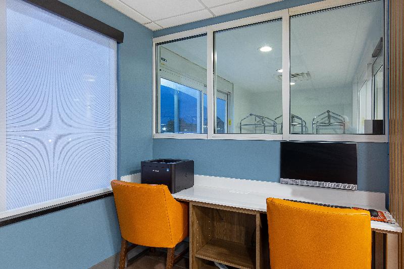 Holiday Inn Express Hurricane Mills (Waverly) image