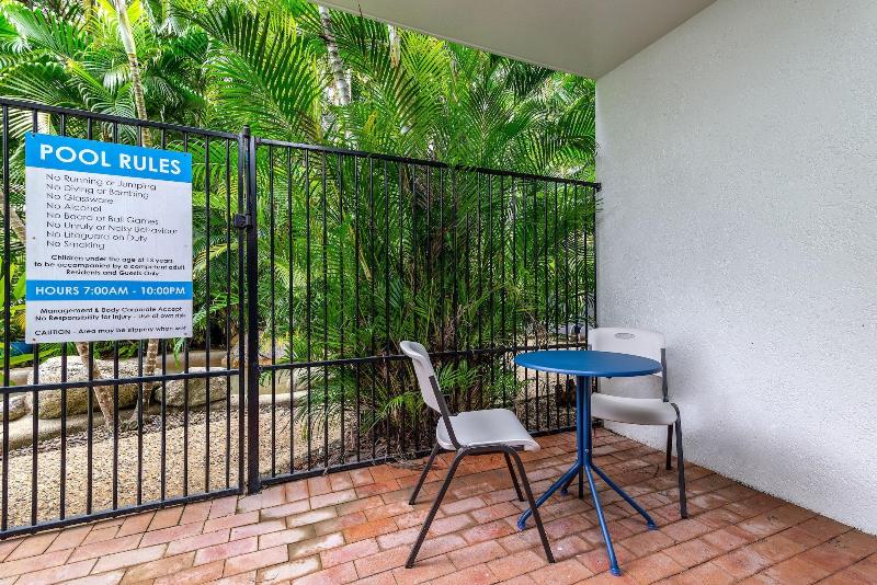 Coral Apartments image