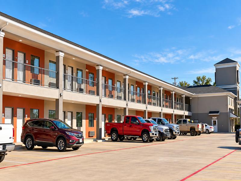 Executive Inn and Suites Joaquin 2