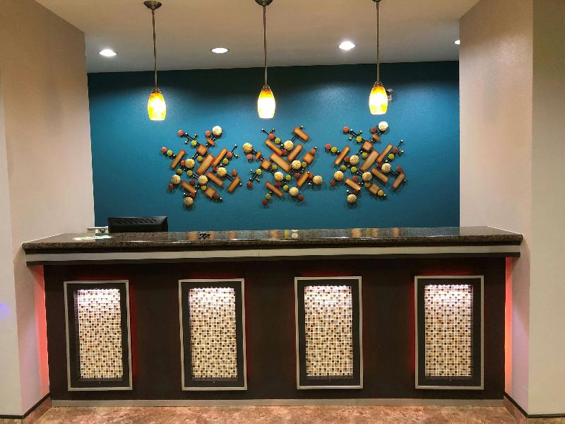 Executive Inn and Suites Joaquin image