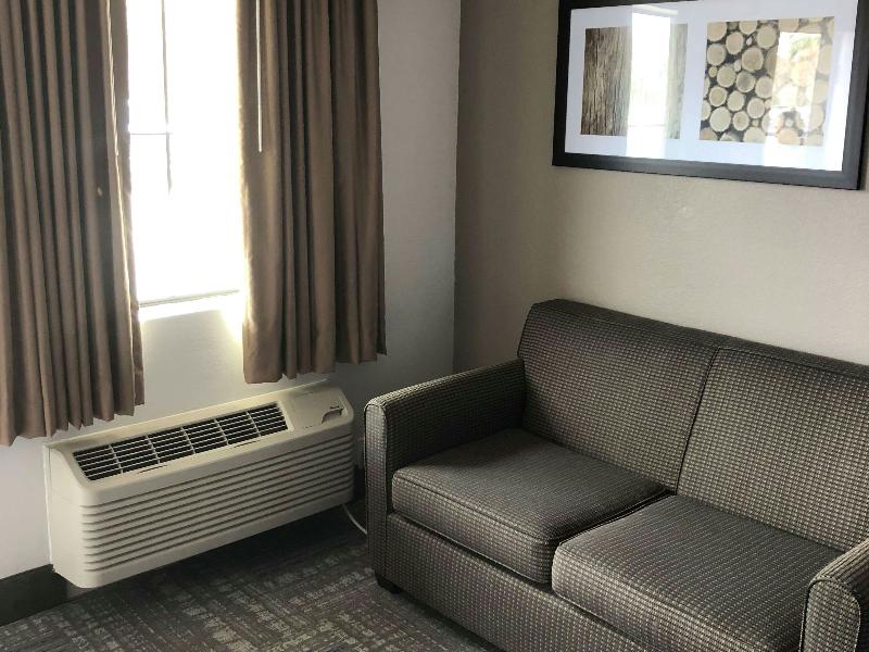Executive Inn and Suites Joaquin image