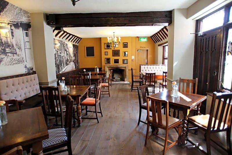Old Bull Inn image