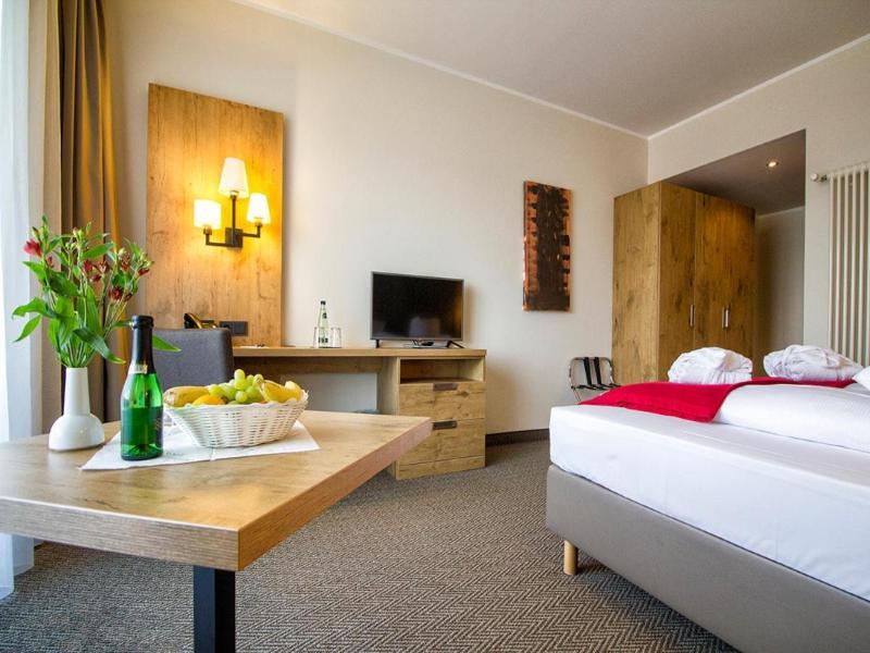 Santé Royale Hotel & Gesundheitsresort Warmbad Wol image