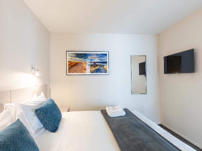 Quest Cathedral Junction Serviced Apartments image