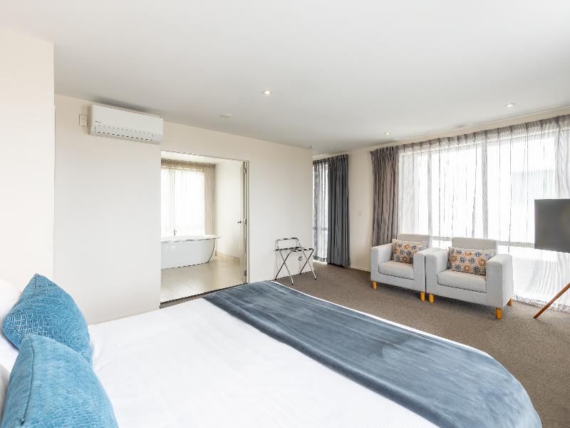 Quest Cathedral Junction Serviced Apartments image