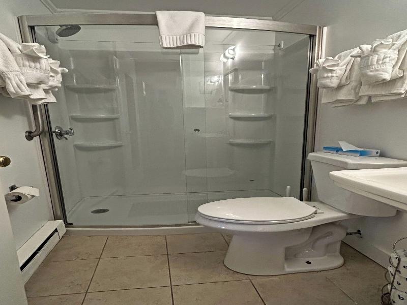Island Inn image