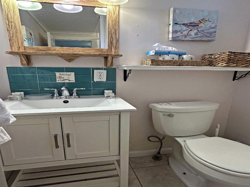 Island Inn image