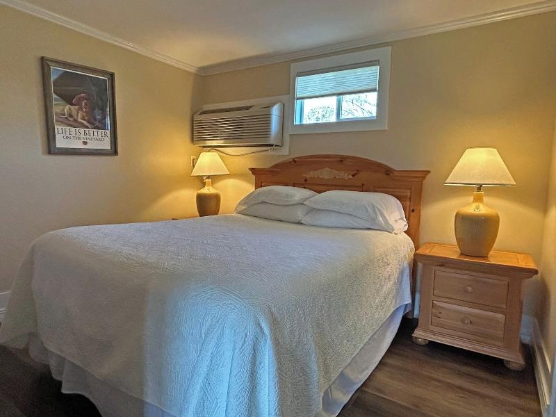 Island Inn image