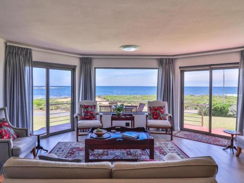 Sandbaai Country House image