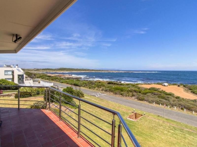 Sandbaai Country House image