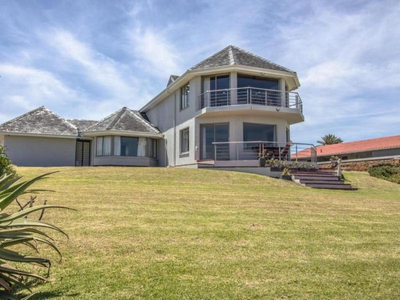 Sandbaai Country House image