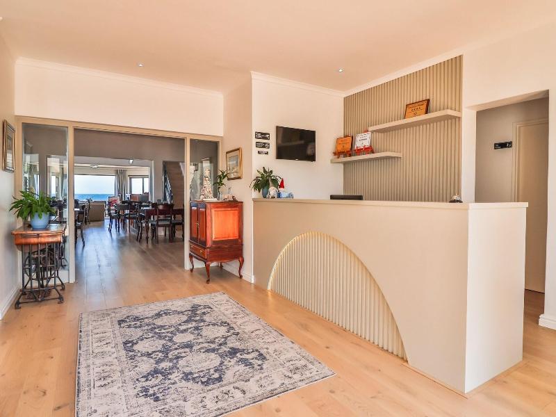 Sandbaai Country House image