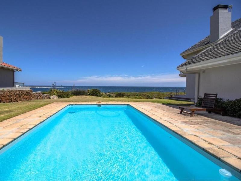 Sandbaai Country House image