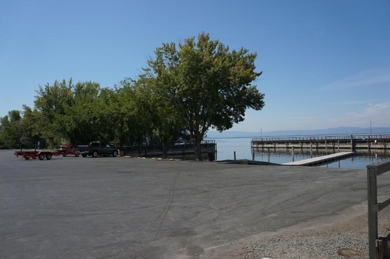 Lakeview Inn image