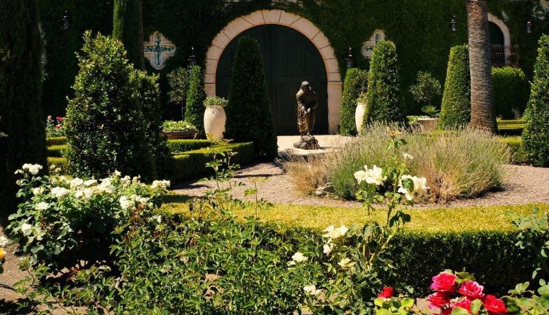 Lakeview Inn image