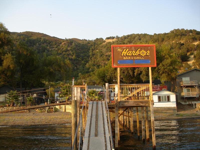 Lakeview Inn image