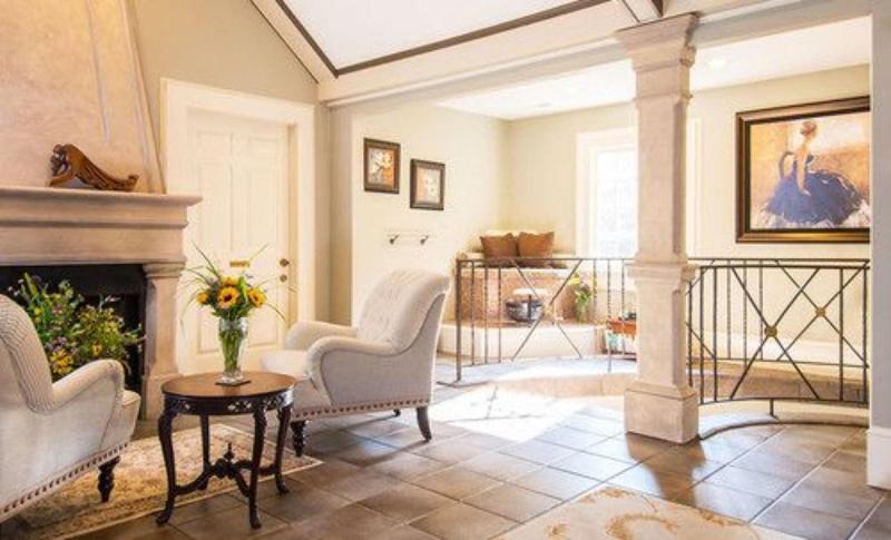 Hillbrook Inn image