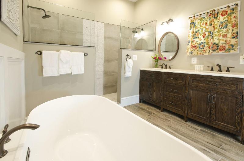 Hillbrook Inn image