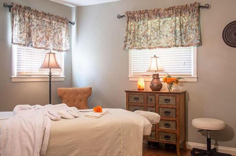 Hillbrook Inn image