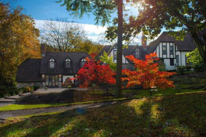 Hillbrook Inn image