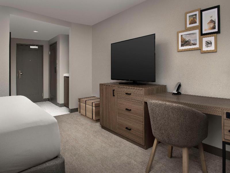 Doubletree by Hilton Chattanooga Hamilton Place image