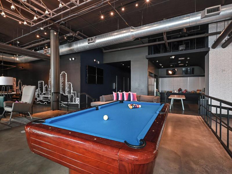 Aloft Charlotte Uptown At The Epicentre image
