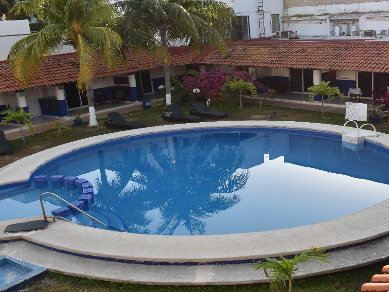 Hotel Plaza Almendros, Isla Mujeres image