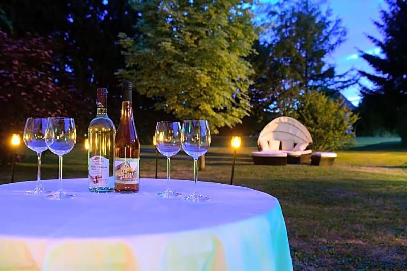 Im Kräutergarten image