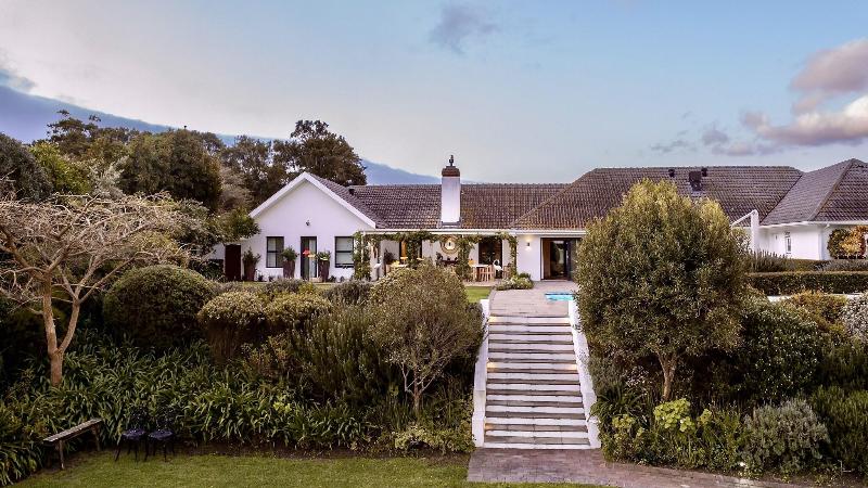Dongola House image